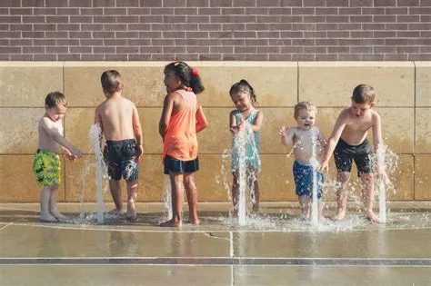  Naegleria fowleri: The Invisible Assassin Lurking In Summer Swimming Holes!